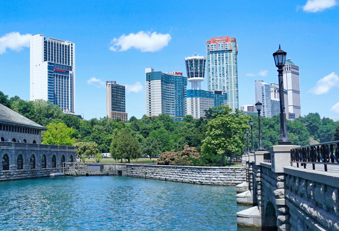 Niagara Falls Canada hotels